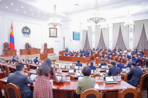 Танилц: Шинэ оны эхний өдрөөс хэрэгжиж эхлэх хуулиуд
